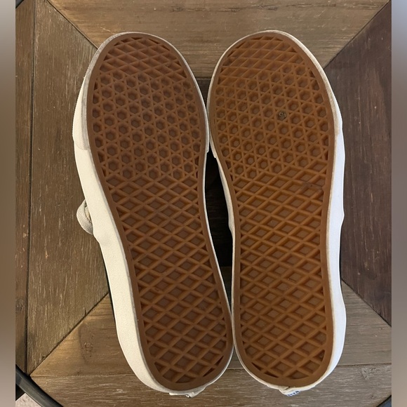 Vans Off The Wall Sneakers - Picture 8 of 8